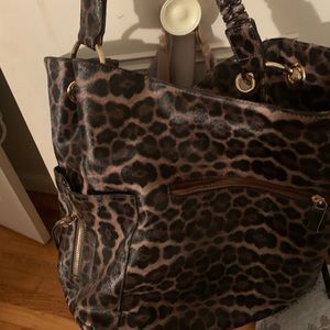 Leopard purse